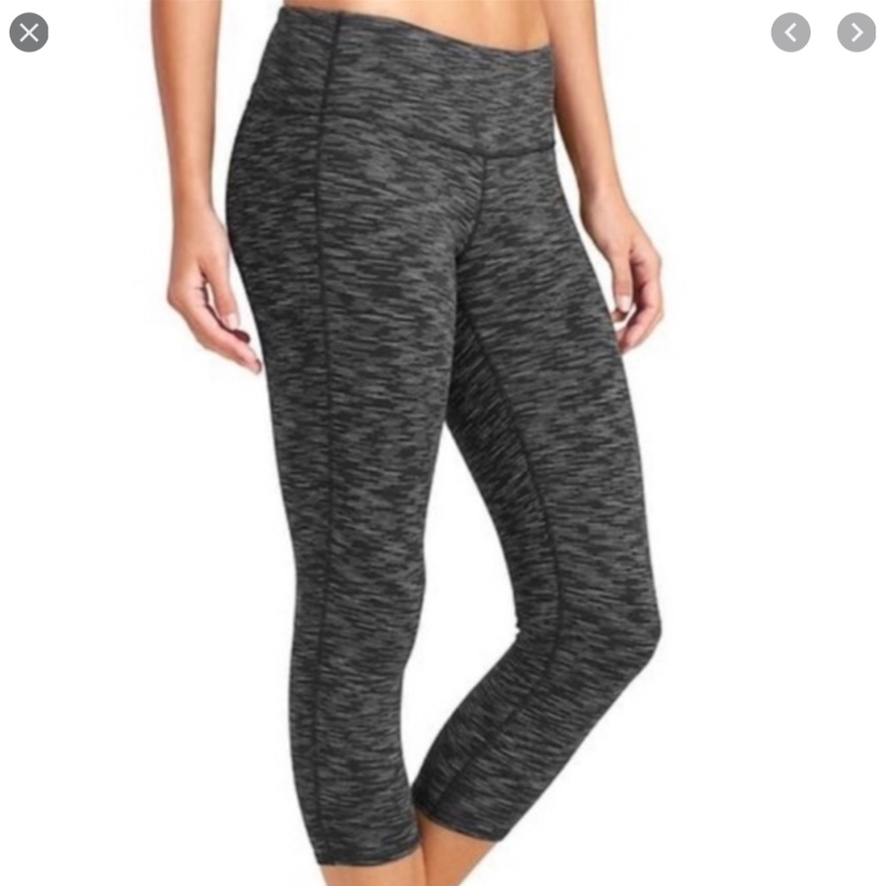 Athleta Charcoal Gray Chaturanga Capri Leggings